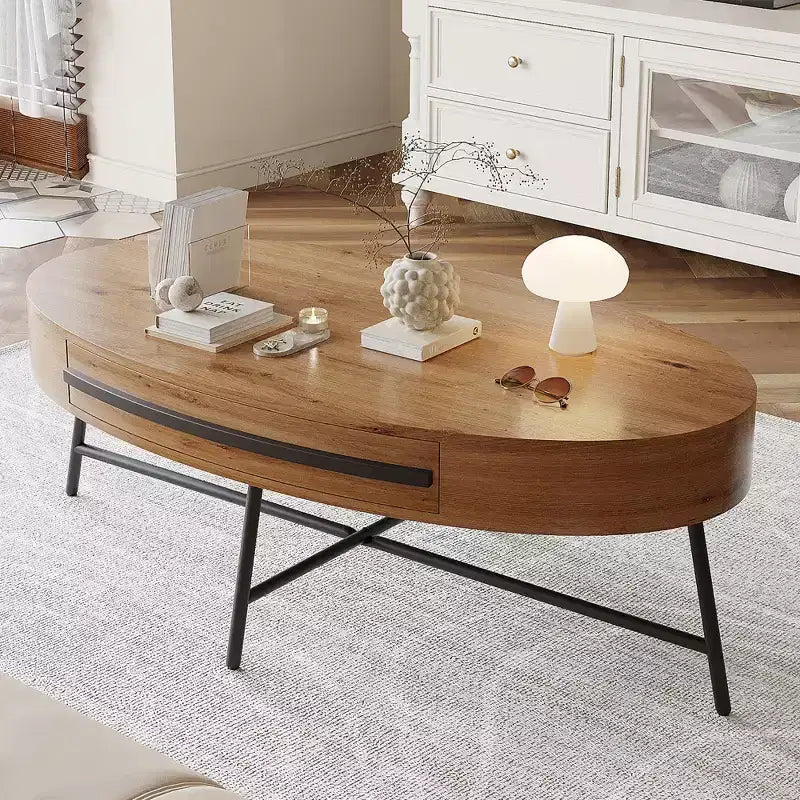 Drewniany/żółty owalny stolik kawowy w stylu Mid-Century z szufladą i schowkiem
