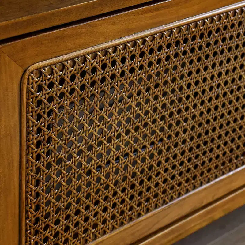 Jasne drewno, szafka RTV w stylu mid-century o długości 150 cm, na telewizory do 65 cali